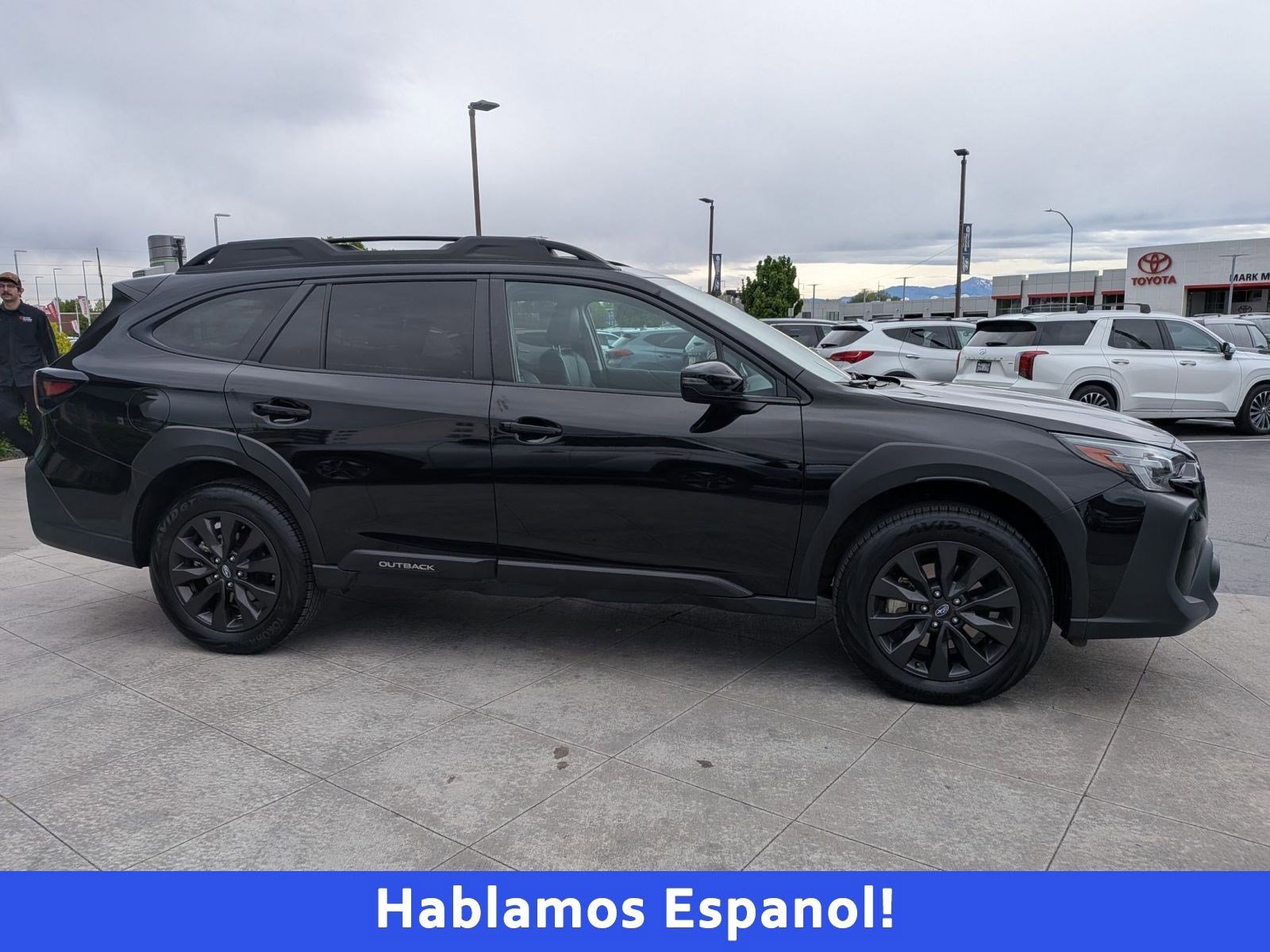 Used 2025 Subaru Outback Onyx Edition AWD/4WD image 2