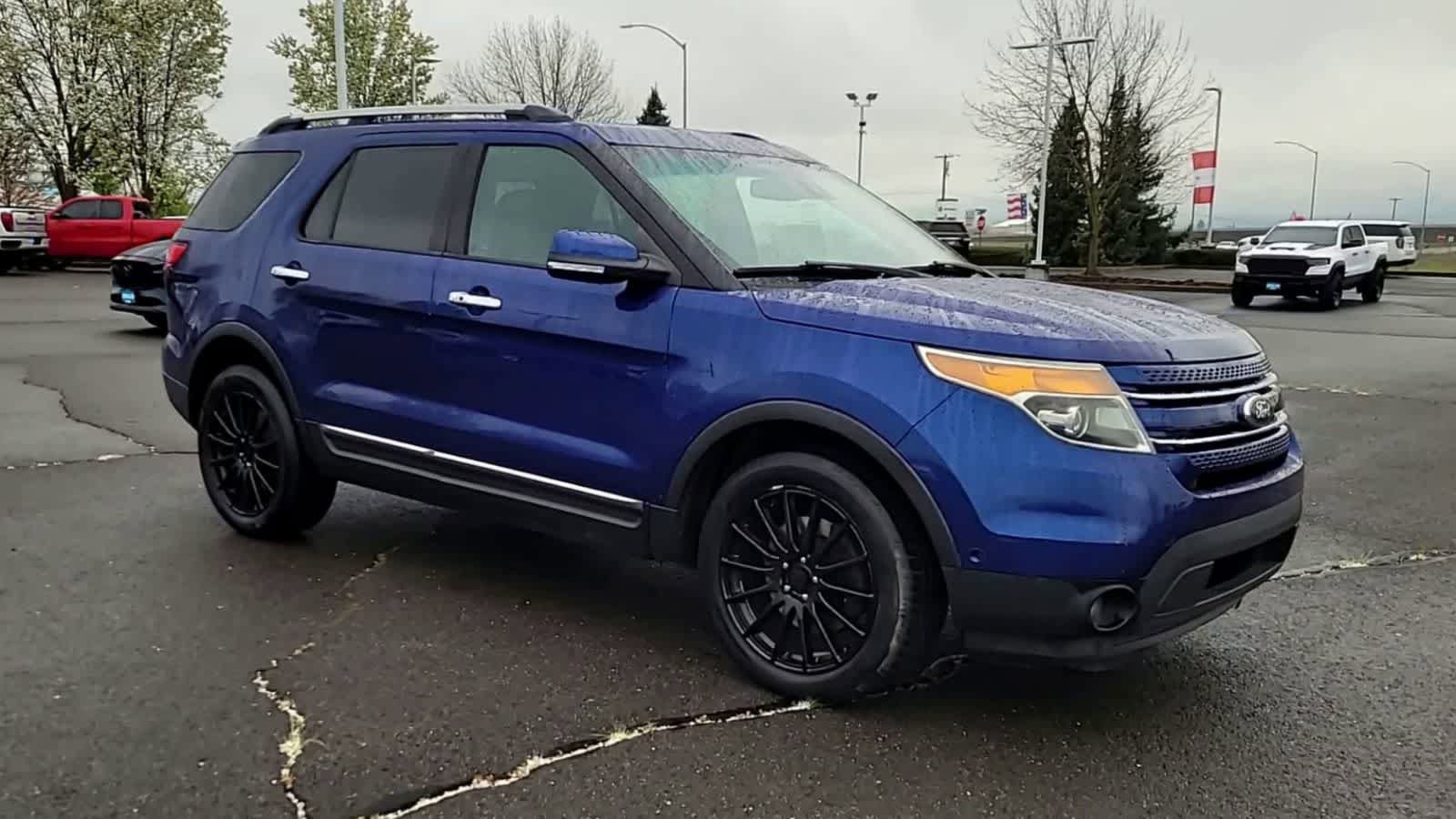 Used 2014 Ford Explorer Limited w/ Equipment Group 302A image 2