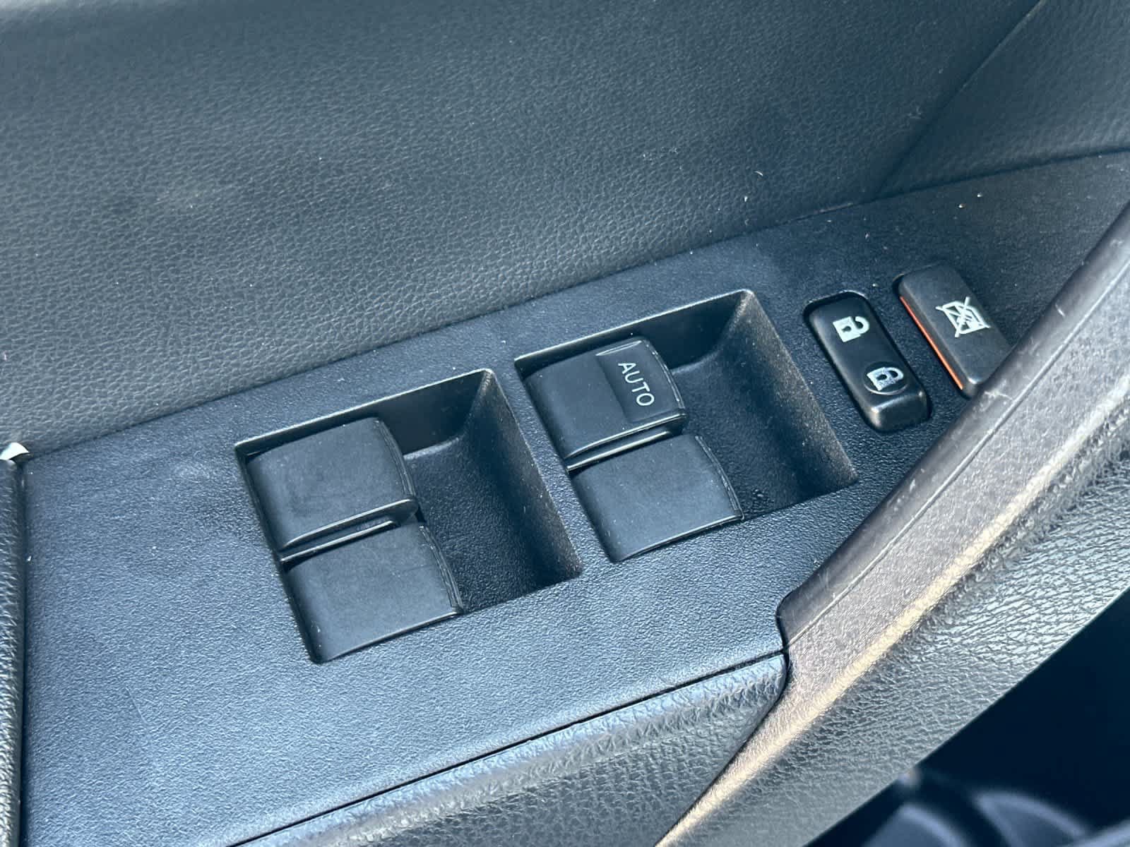 Used 2017 Toyota Corolla SE FWD image 14