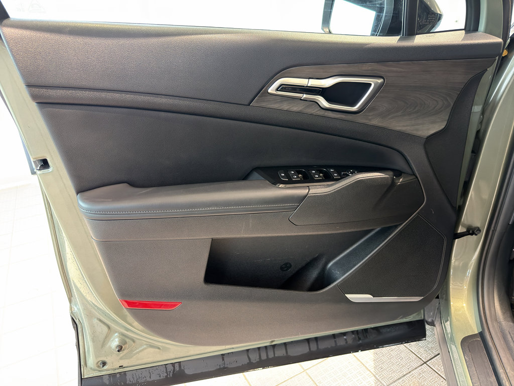 Used 2023 Kia Sportage X-Line w/ X-Line Premium Package image 13