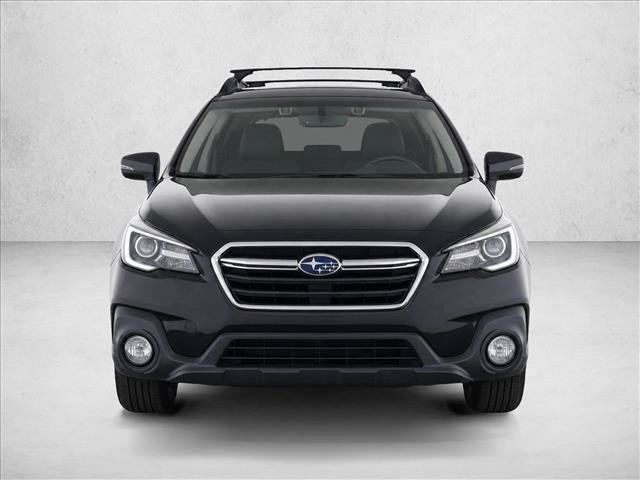 Used 2019 Subaru Outback 3.6R Touring AWD/4WD image 2