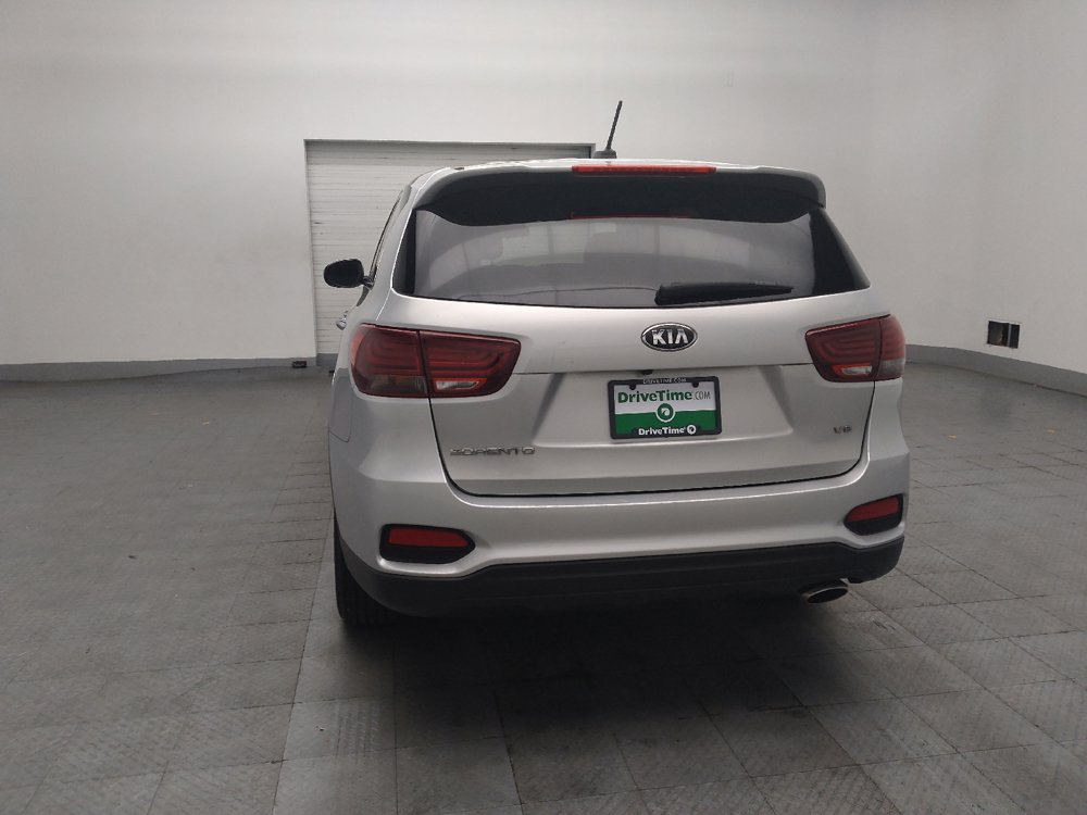 Used 2019 Kia Sorento FWD V6 image 6