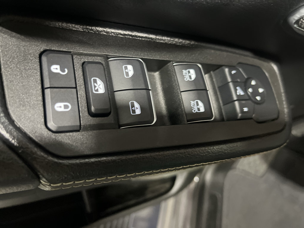 Used 2025 RAM 1500 Laramie w/ Night Edition AWD/4WD image 30