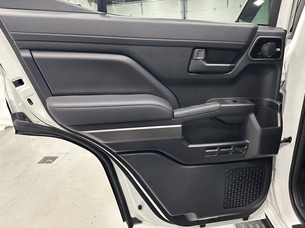 Used 2025 Toyota 4Runner TRD Off-Road Premium image 41