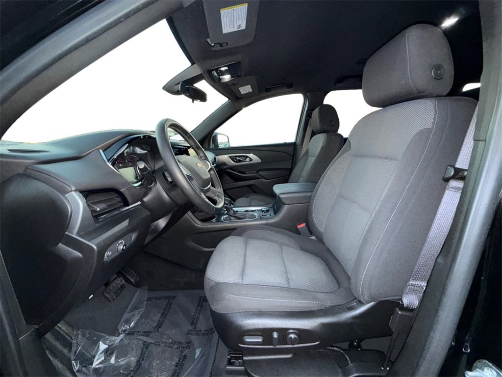 Used 2023 Chevrolet Traverse LT w/ LPO, Floor Liner Package image 9