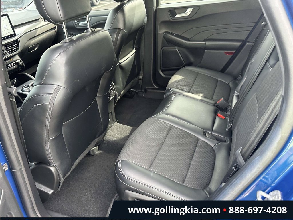 Used 2023 Ford Escape SE FWD image 11