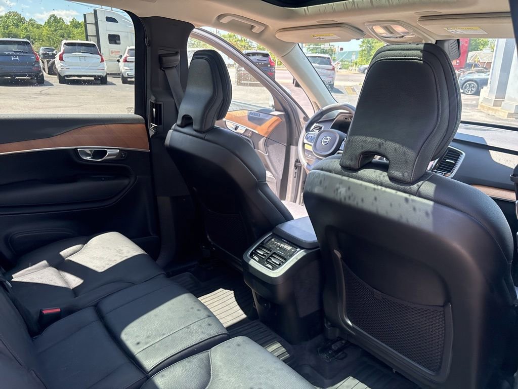 Used 2023 Volvo XC90 B6 Plus w/ Protection Package Premier AWD/4WD image 34