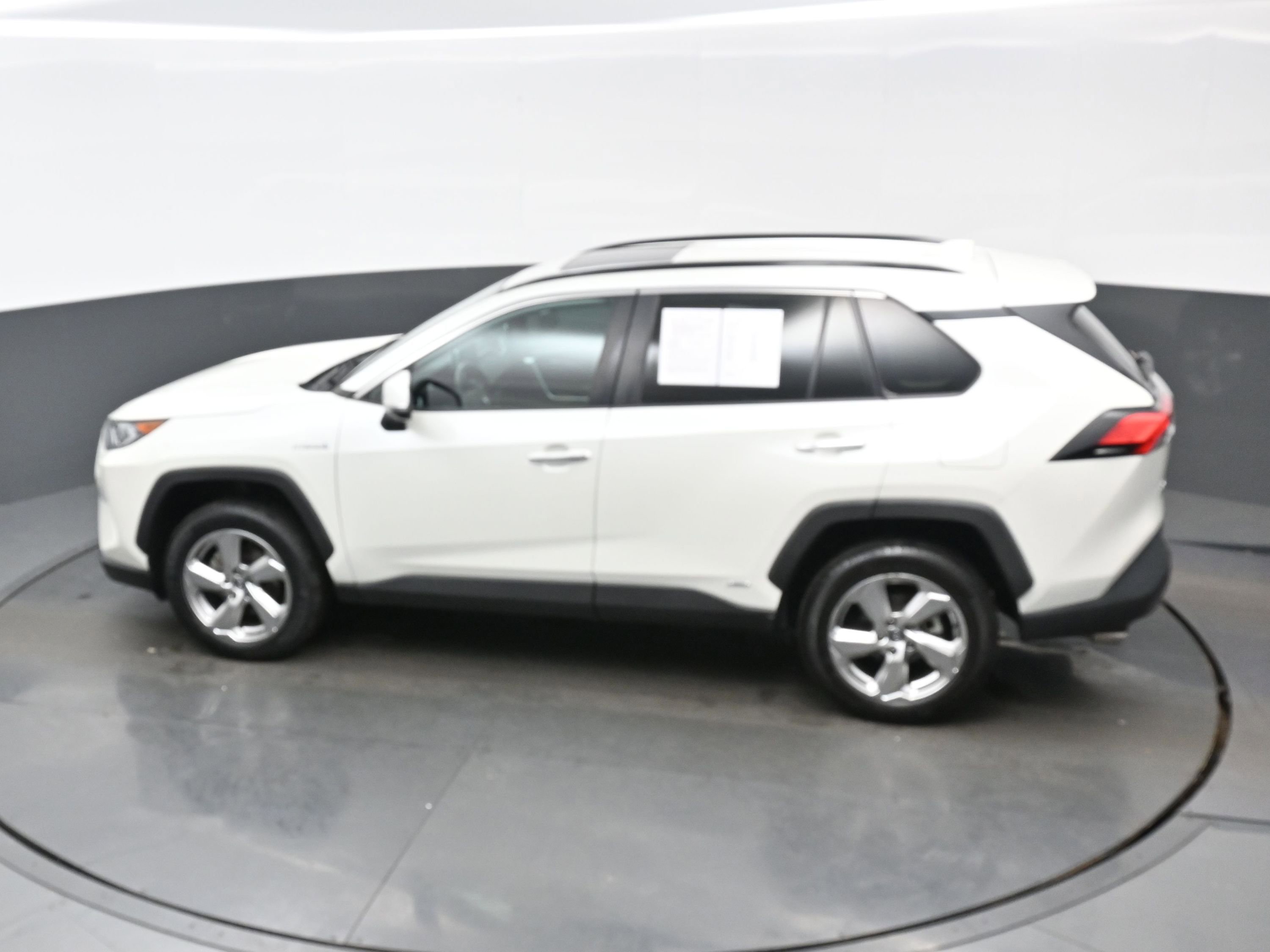 Used 2021 Toyota RAV4 Limited image 38