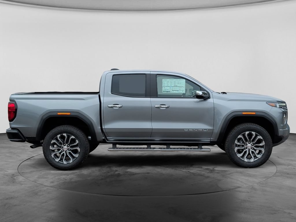 New 2026 GMC Canyon Denali AWD/4WD image 10