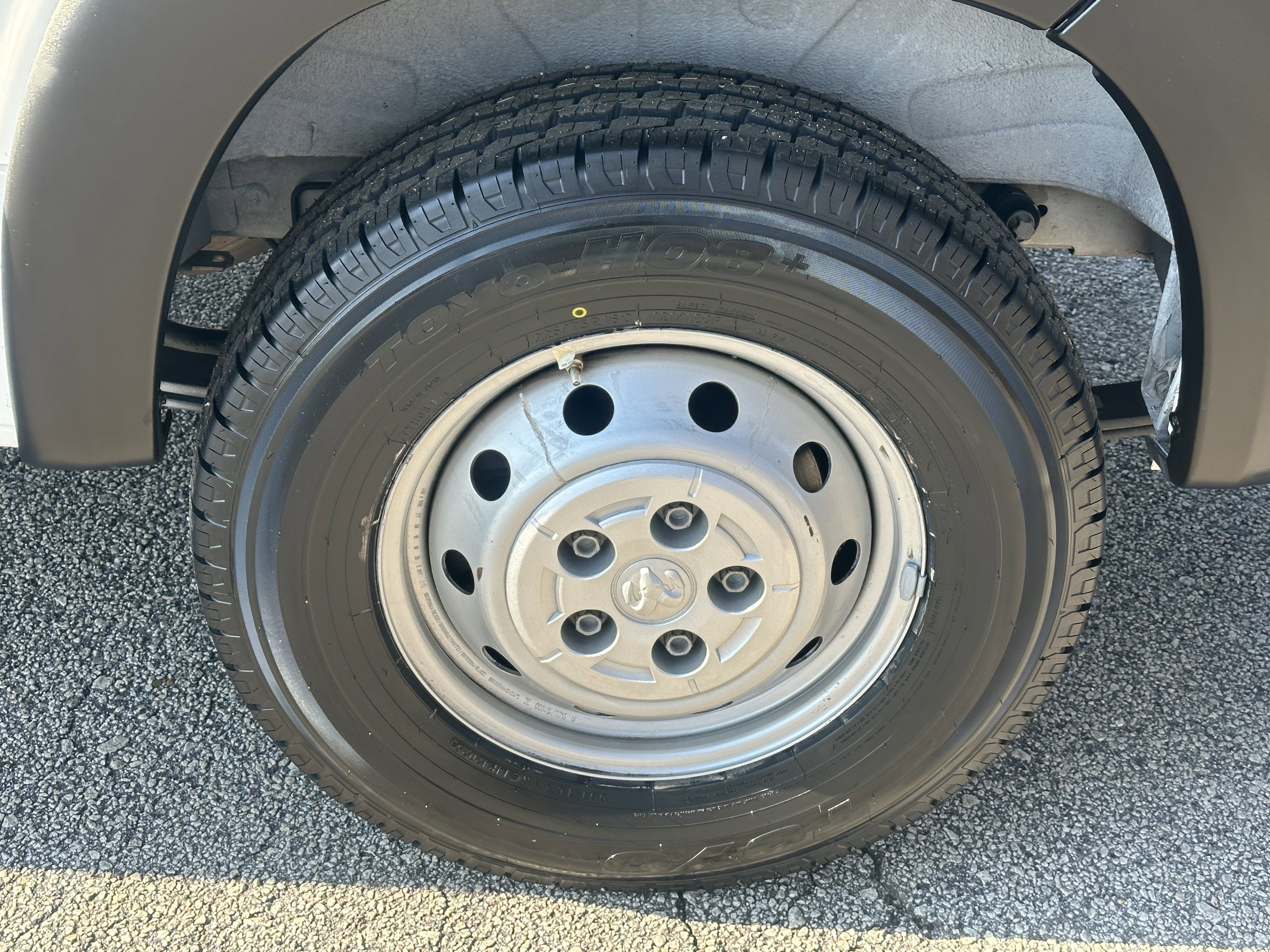 Used 2023 RAM ProMaster 3500 w/ Driver Convenience Group image 23