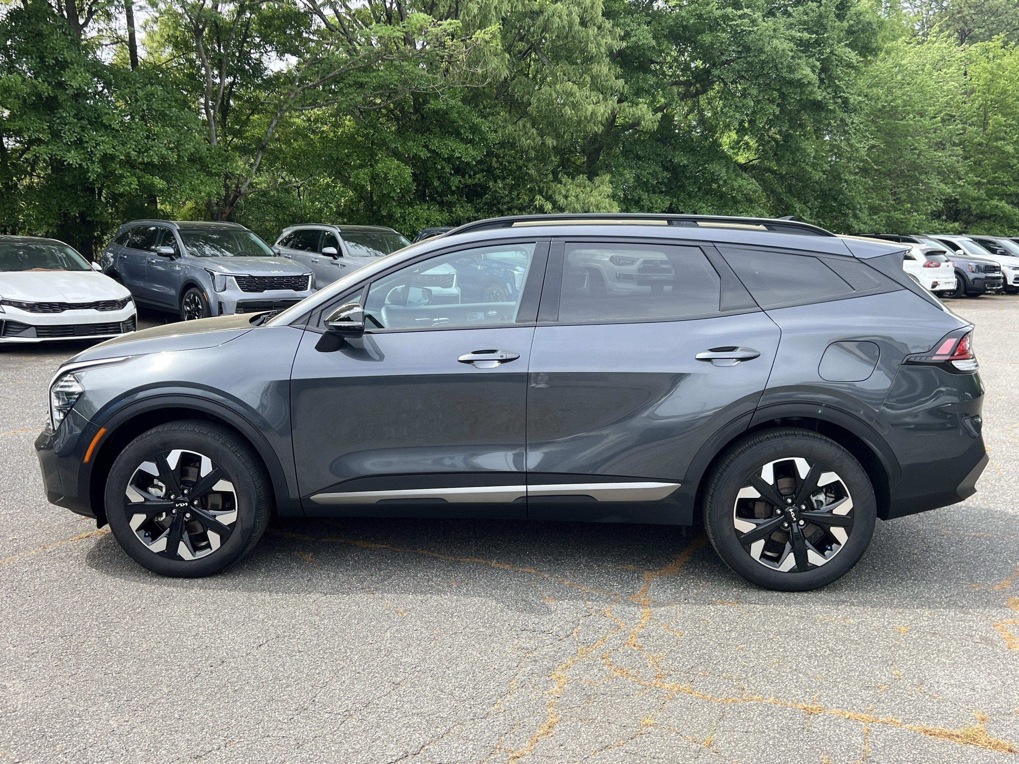 Used 2024 Kia Sportage X-Line w/ X-Line Premium Package image 4