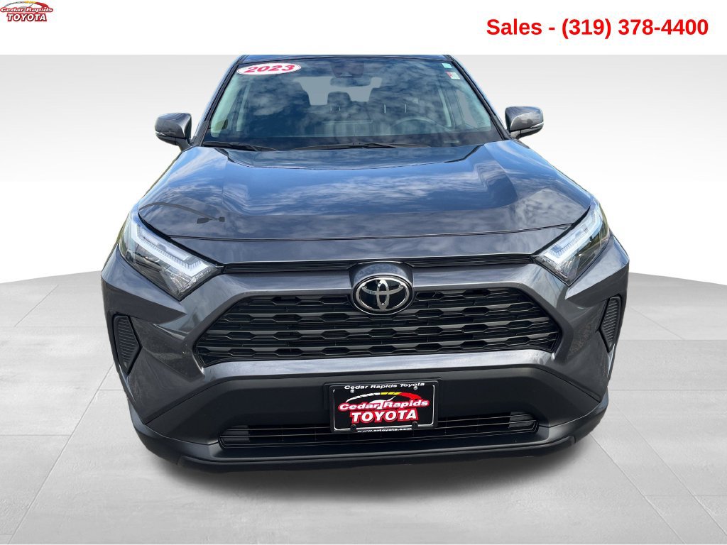 Used 2023 Toyota RAV4 LE AWD/4WD image 11