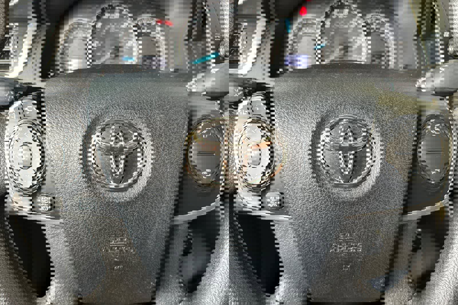 Used 2012 Toyota Camry LE FWD image 23