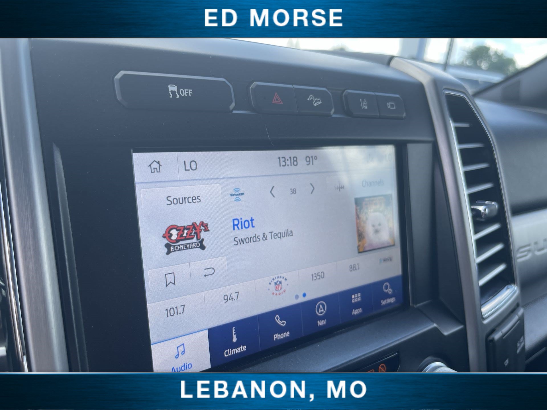 Certified 2021 Ford F350 Platinum w/ FX4 Off-Road Package AWD/4WD image 13