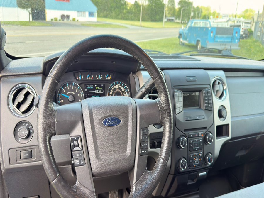 Used 2014 Ford F150 XLT w/ Equipment Group 302A Luxury AWD/4WD image 10