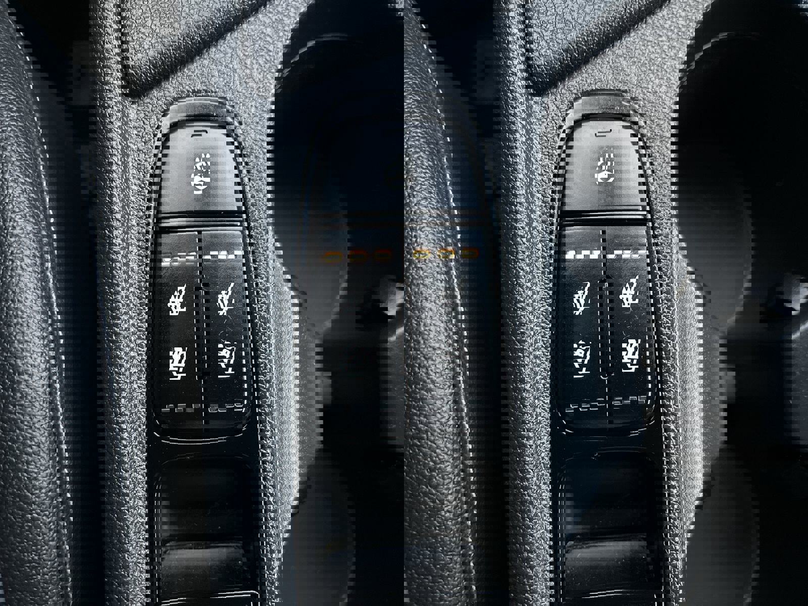 Used 2022 Kia Niro EX Premium image 21