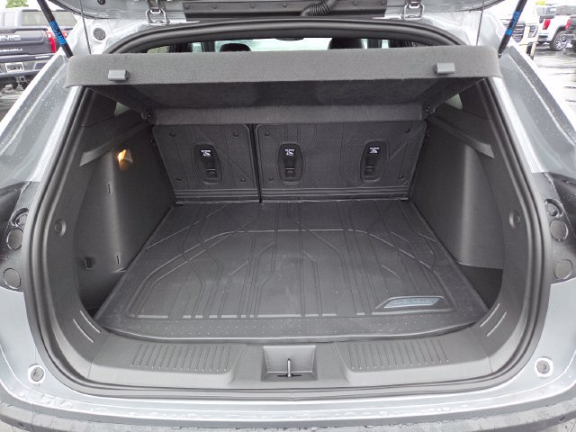 New 2026 Chevrolet Trax RS w/ Sunroof Package FWD image 18
