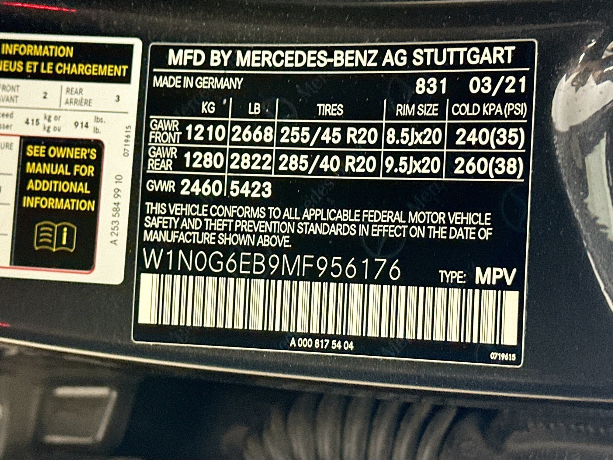 Certified 2021 Mercedes-Benz GLC 43 AMG 4MATIC image 42