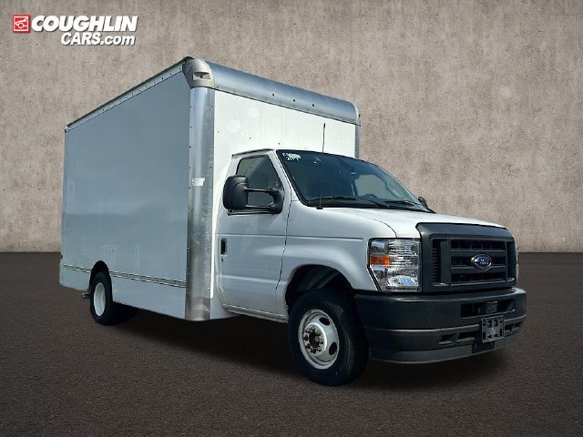 New 2024 Ford E-450 and Econoline 450 Super Duty w/ Driver's Safety Package
