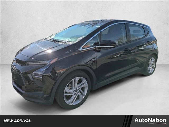 Used 2023 Chevrolet Bolt LT w/ Driver Confidence Package FWD image 1