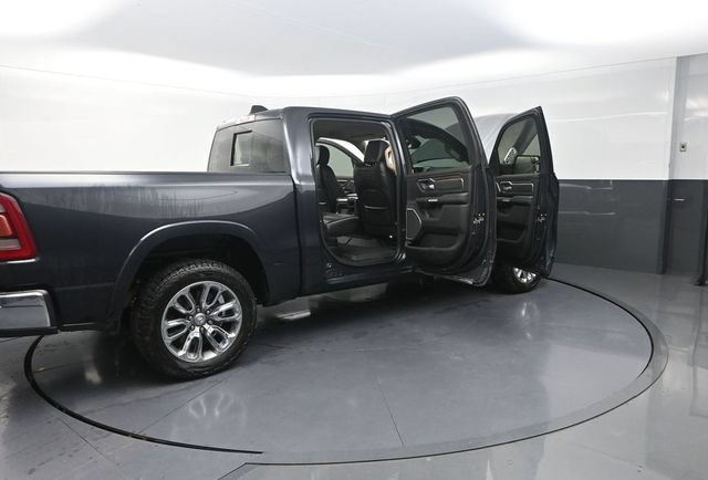 Used 2019 RAM 1500 Laramie AWD/4WD image 36