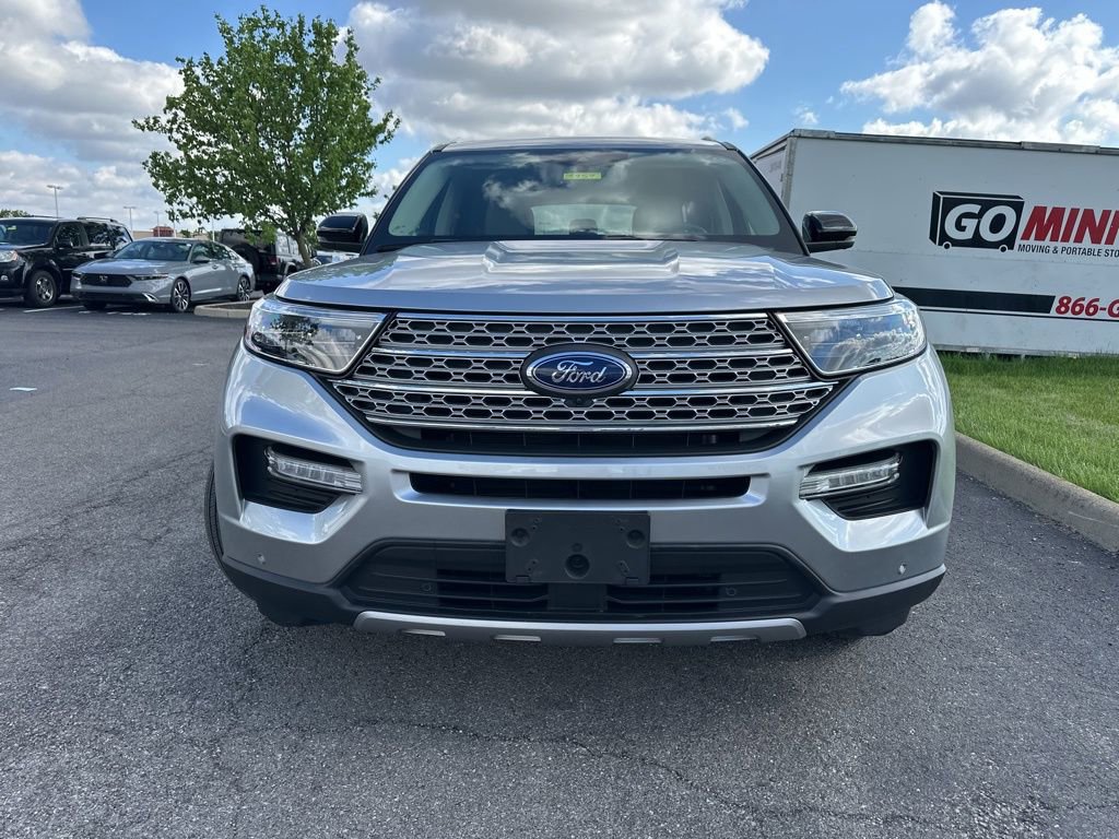 Used 2020 Ford Explorer Limited AWD/4WD image 2