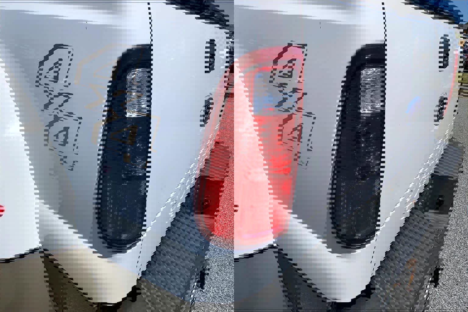 Used 2012 Ford F350 Lariat w/ Lariat Ultimate Pkg image 26