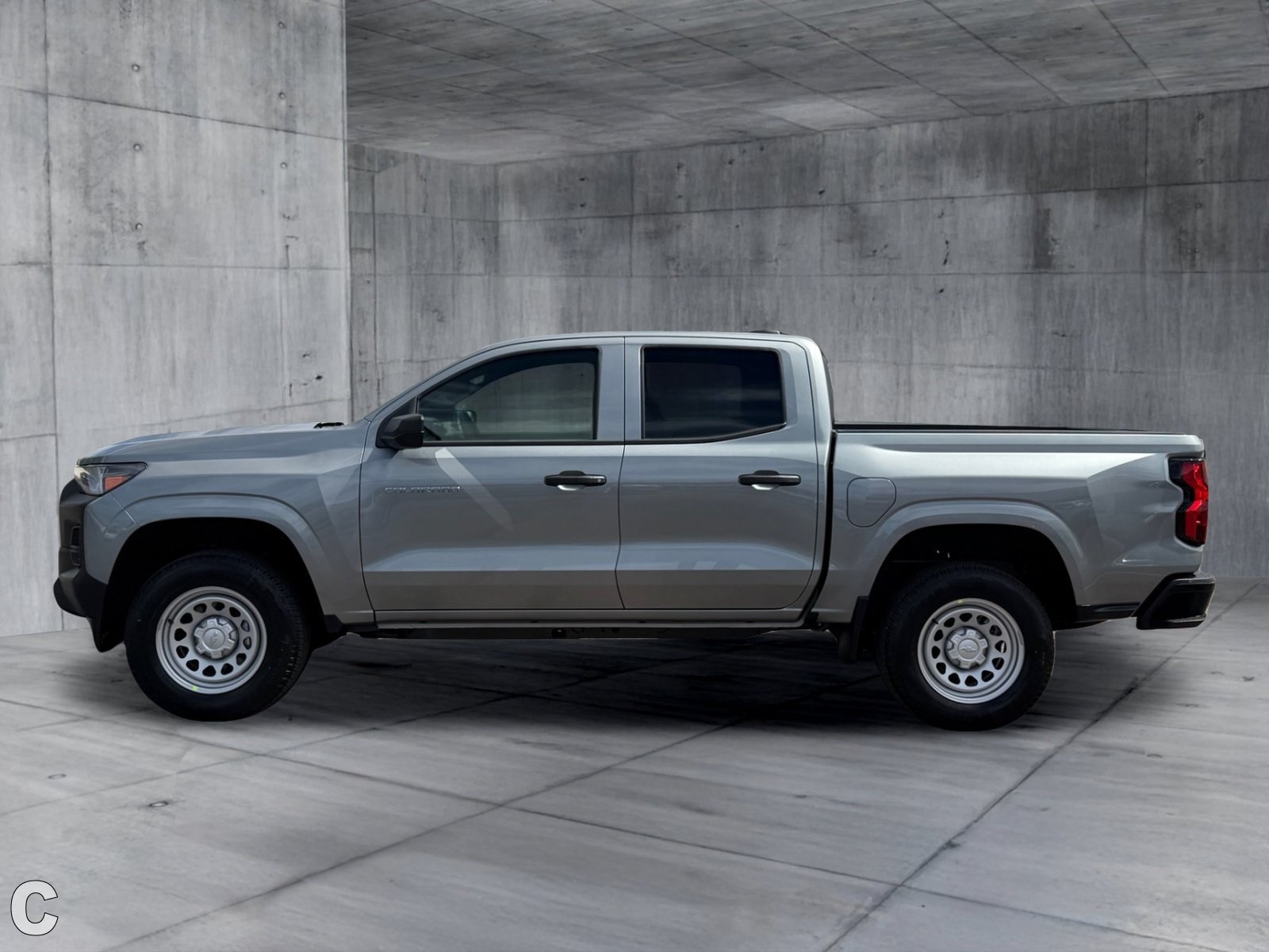 Used 2026 Chevrolet Colorado W/T RWD image 3