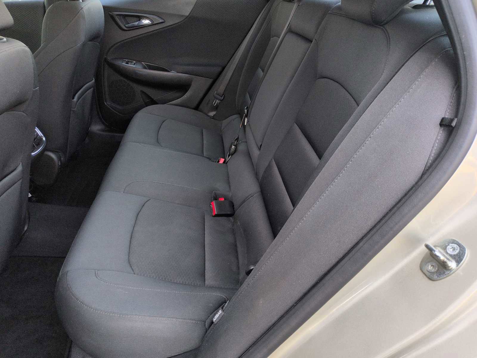 Used 2016 Chevrolet Malibu LT image 18