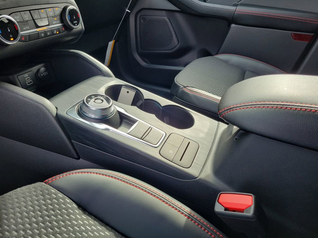 New 2026 Ford Escape ST-Line w/ Cold Weather Package image 29