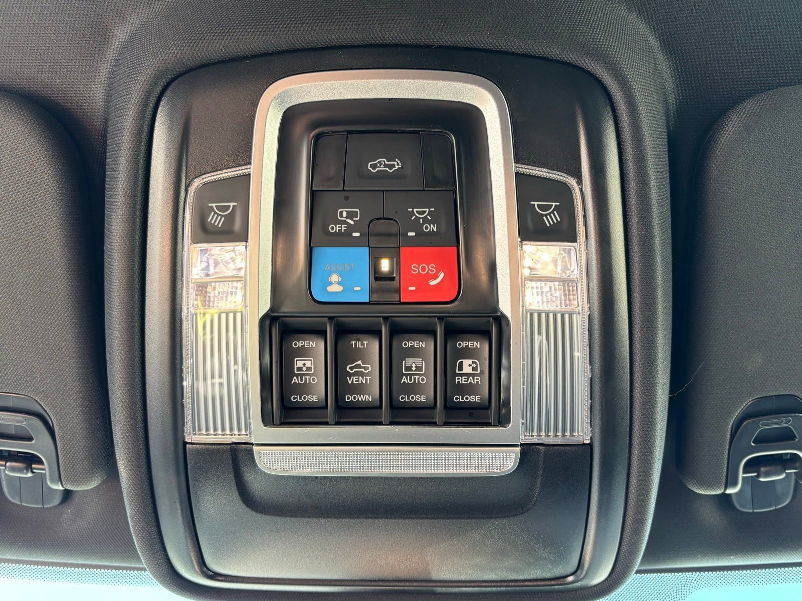 Used 2026 RAM 1500 Laramie w/ Night Edition image 13