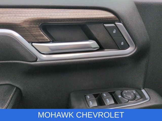 Used 2023 Chevrolet Silverado 1500 LT w/ Safety Package AWD/4WD image 23