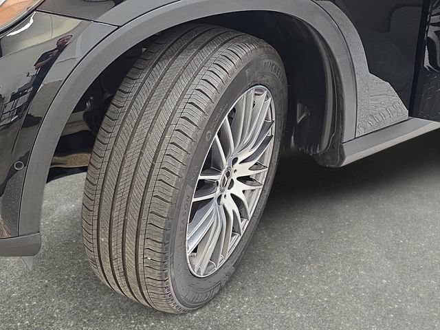 Used 2024 Mercedes-Benz GLC 300 4MATIC image 32
