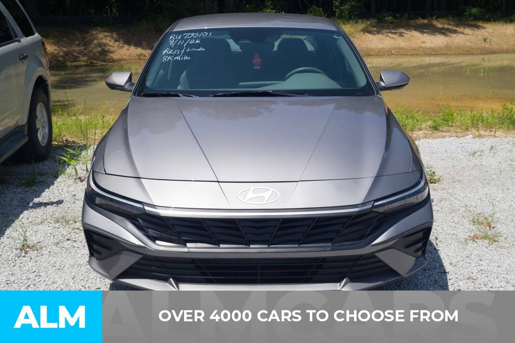 Certified 2024 Hyundai Elantra SEL FWD image 2