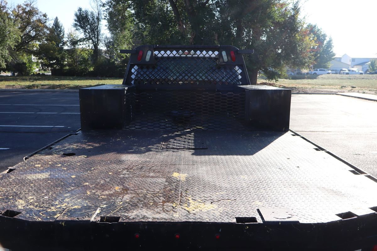 Used 2012 Ford F550 4x4 Crew Cab Super Duty w/ Payload Upgrade Pkg image 14