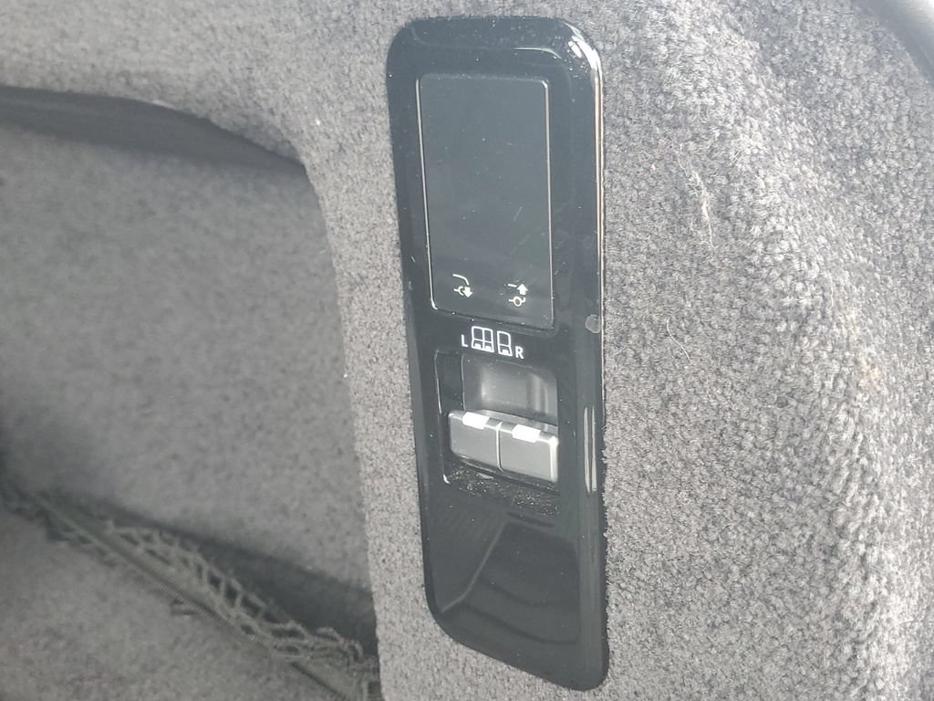 Used 2023 Land Rover Range Rover SE AWD/4WD image 36