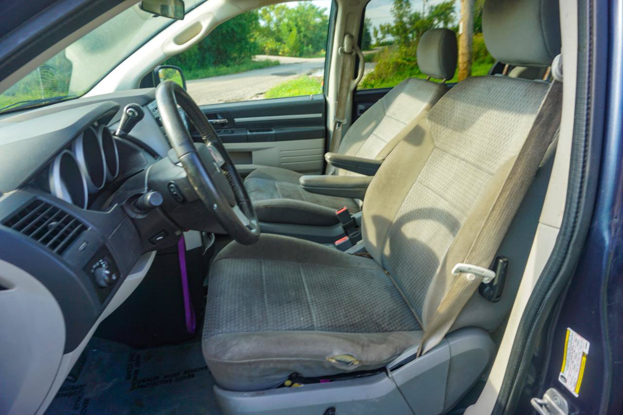 Used 2008 Dodge Grand Caravan SXT FWD image 11
