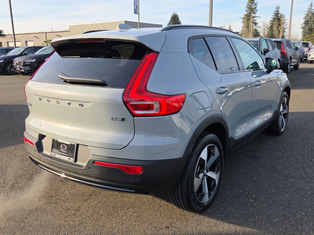 New 2026 Volvo XC40 B5 Plus w/ Protection Package Premier AWD/4WD image 2