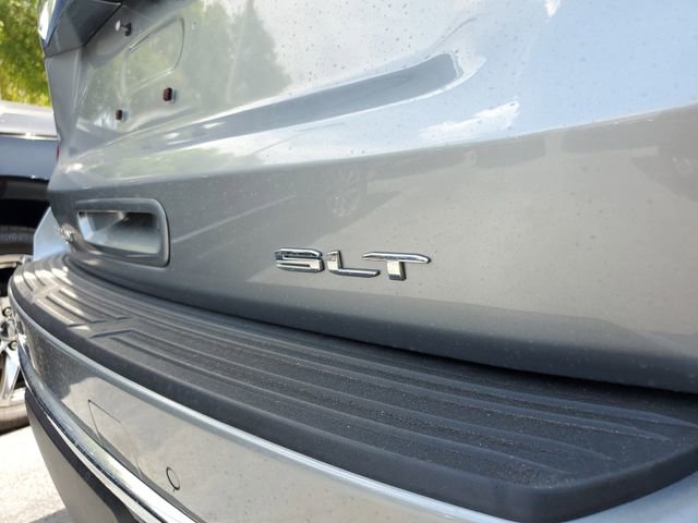 Used 2024 GMC Yukon XL SLT w/ SLT Luxury Package RWD image 8