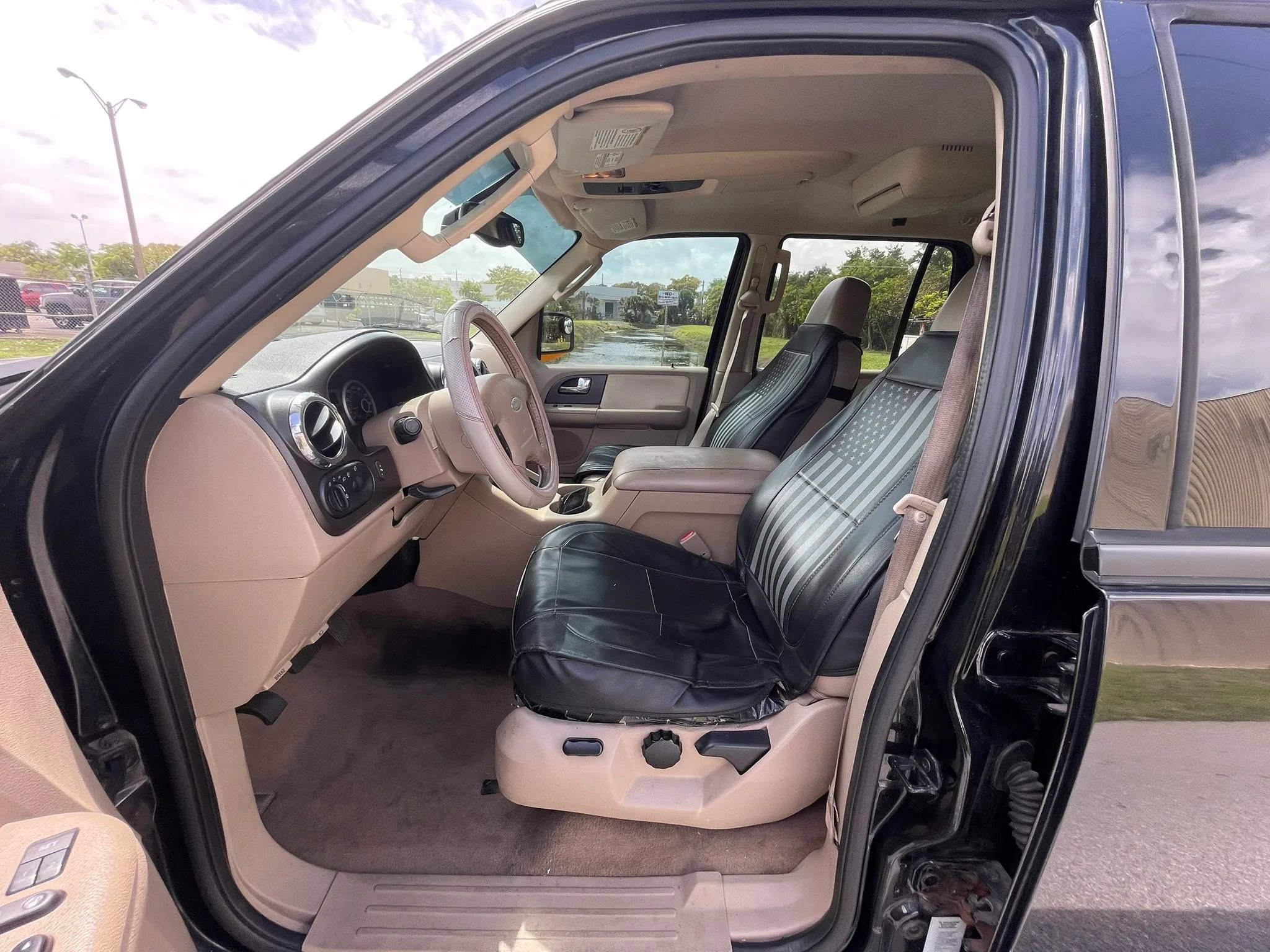 Used 2005 Ford Expedition Eddie Bauer image 21