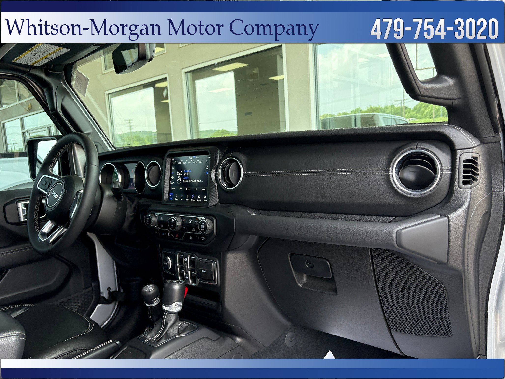 Used 2023 Jeep Wrangler Sahara AWD/4WD image 16