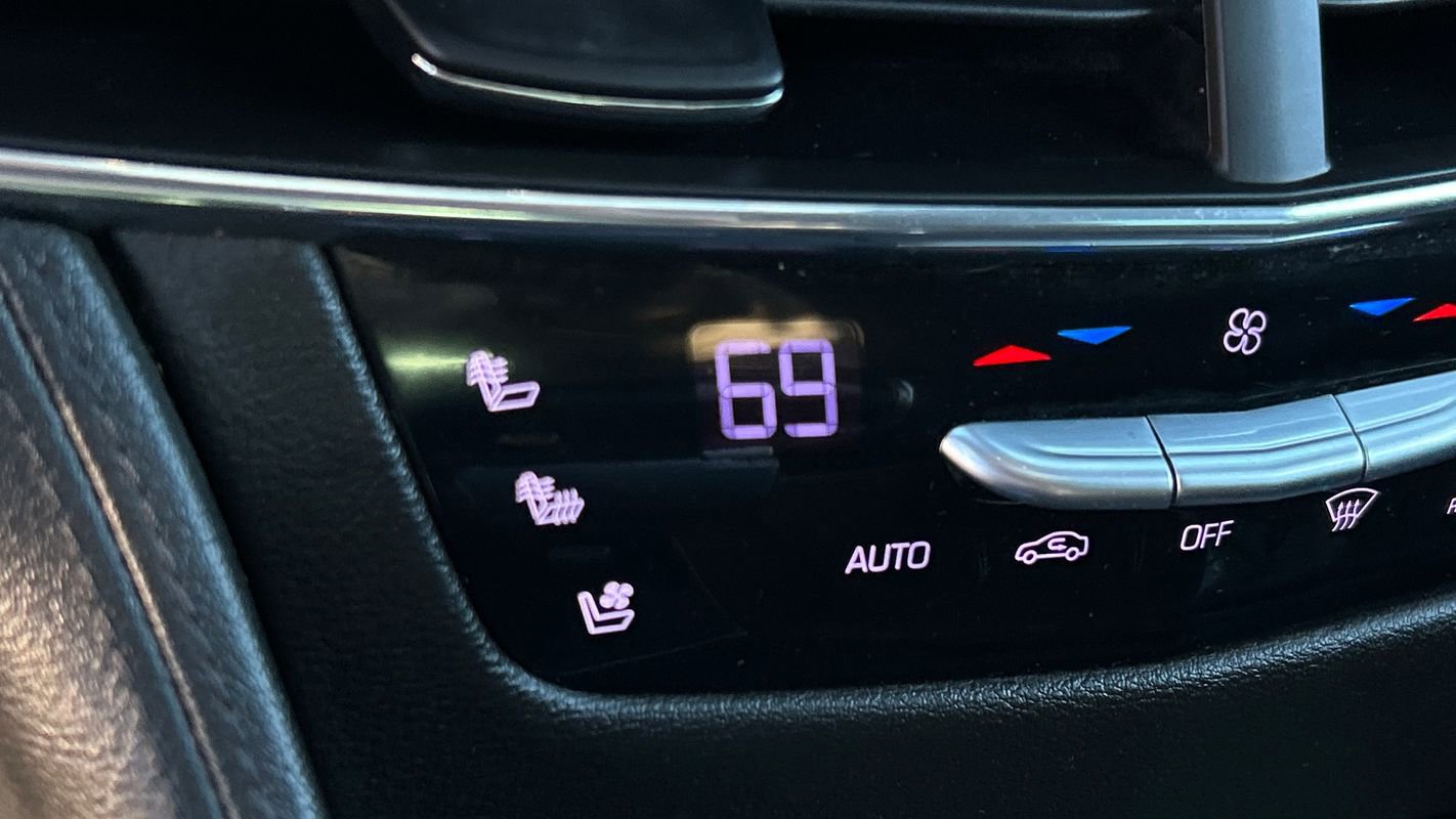 Used 2018 Cadillac CT6 Premium Luxury w/ Super Cruise Package image 38