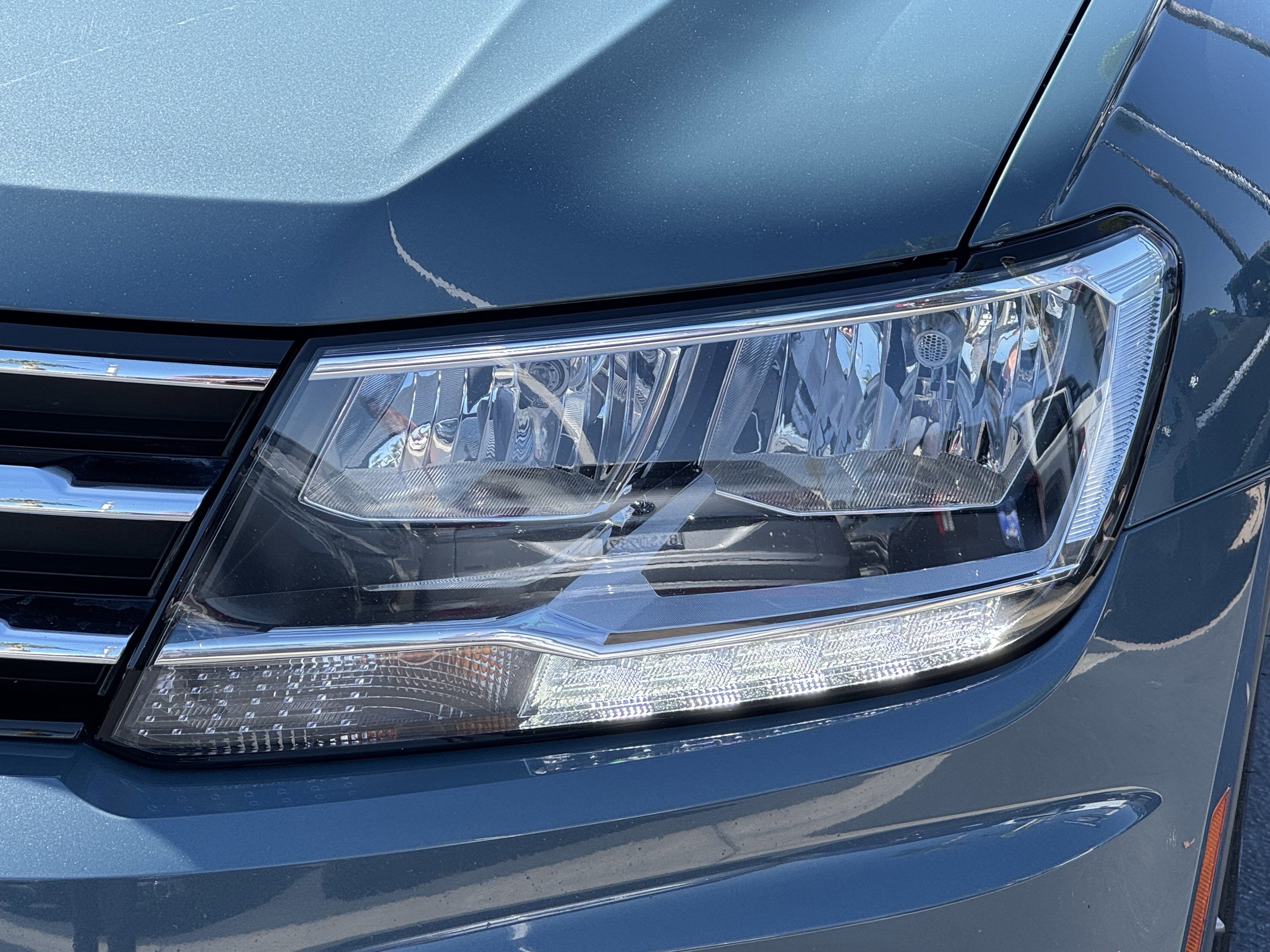 Certified 2021 Volkswagen Tiguan SEL AWD/4WD image 6