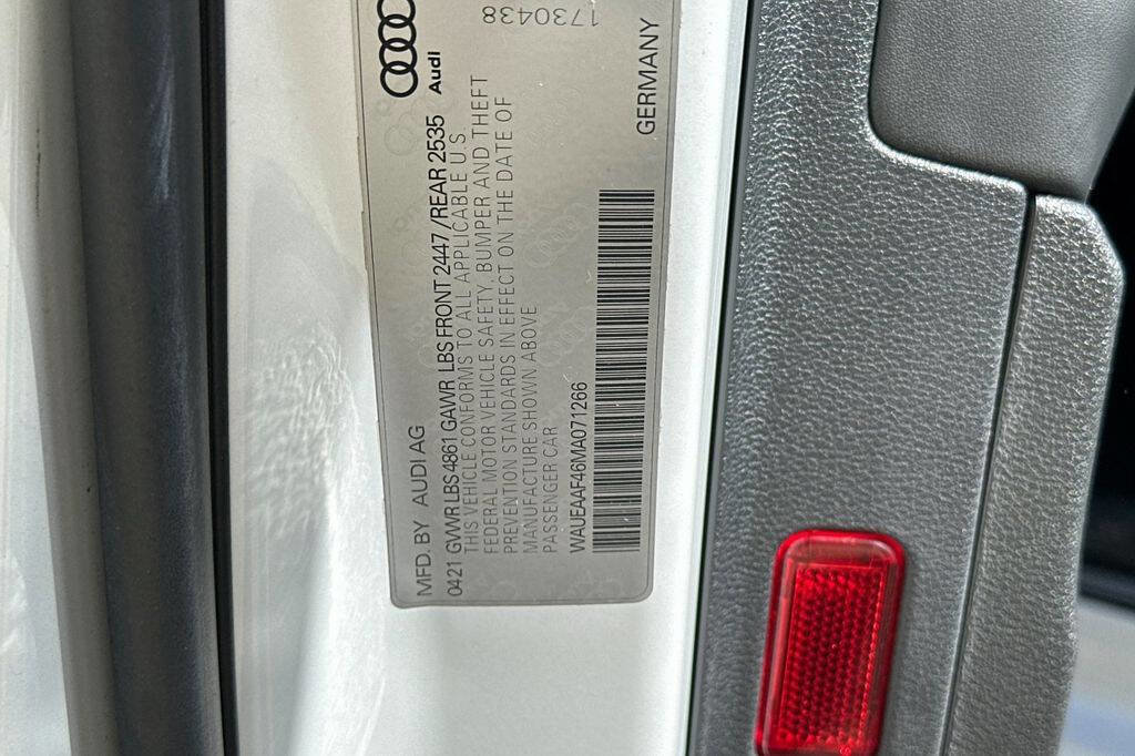 Used 2021 Audi A4 2.0T Premium Plus w/ Premium Plus Package image 28