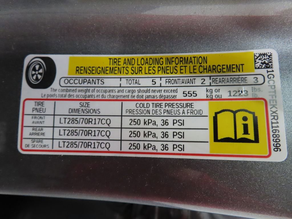 Used 2024 Chevrolet Colorado ZR2 w/ Safety Package image 47