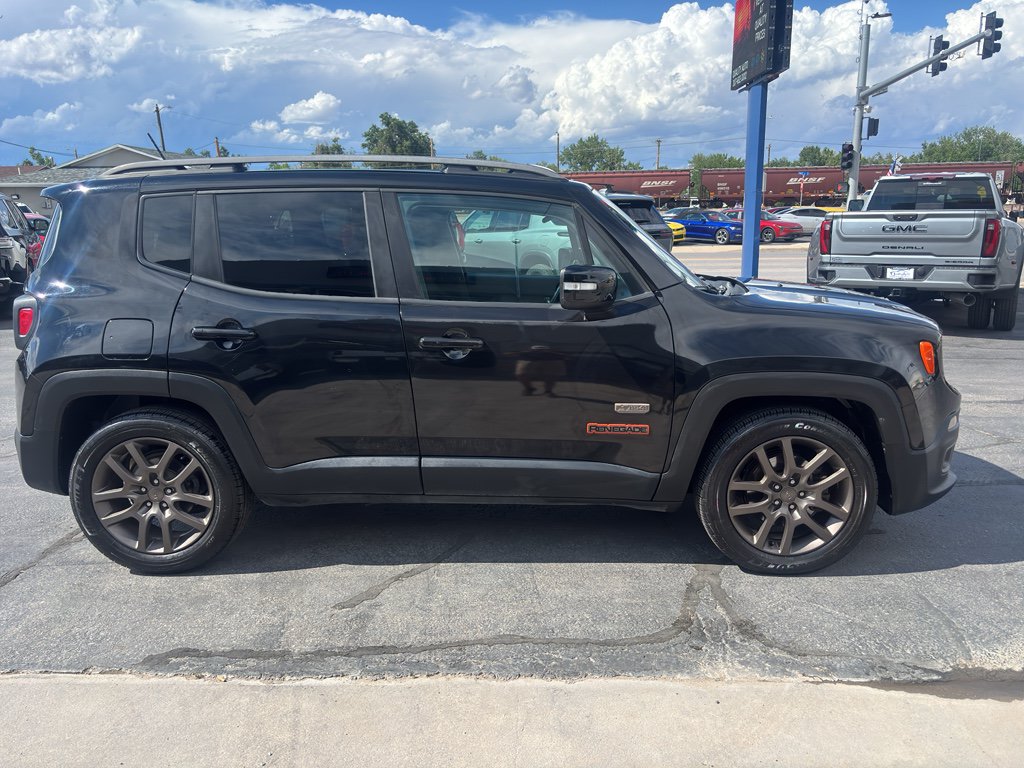 Used 2016 Jeep Renegade 75th Anniversary FWD image 5