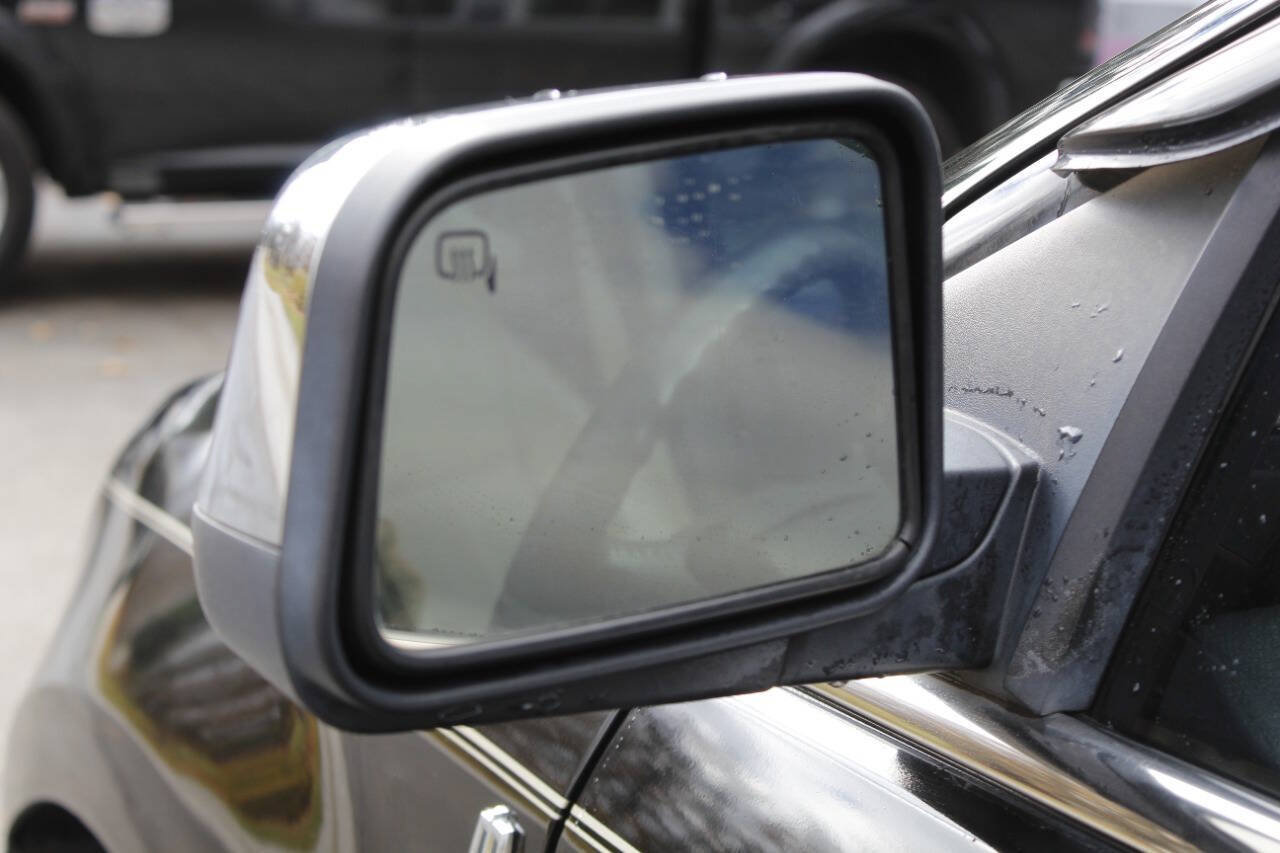 Used 2008 Lincoln MKX AWD image 21