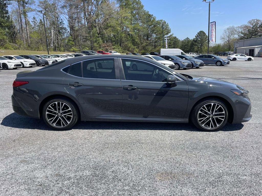 Used 2025 Toyota Camry XLE w/ Premium Plus Package image 2