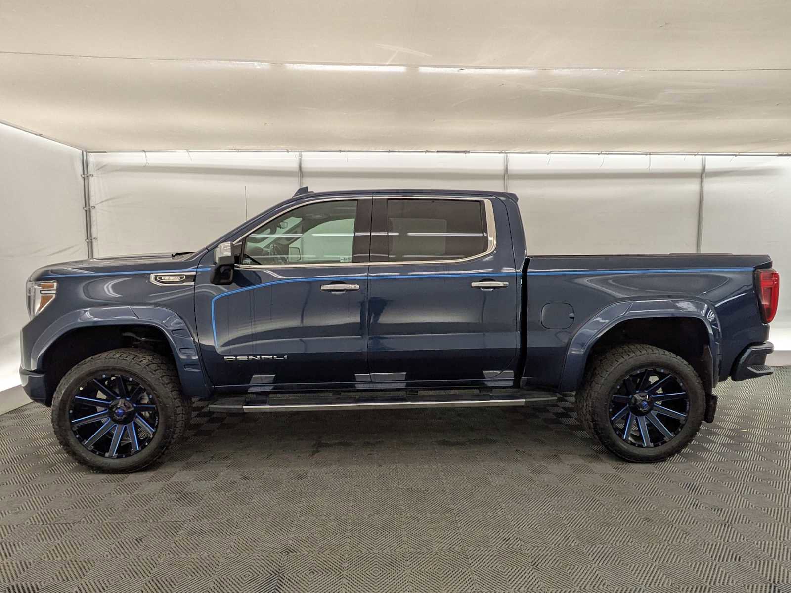 Used 2020 GMC Sierra 1500 Denali w/ Technology Package image 3