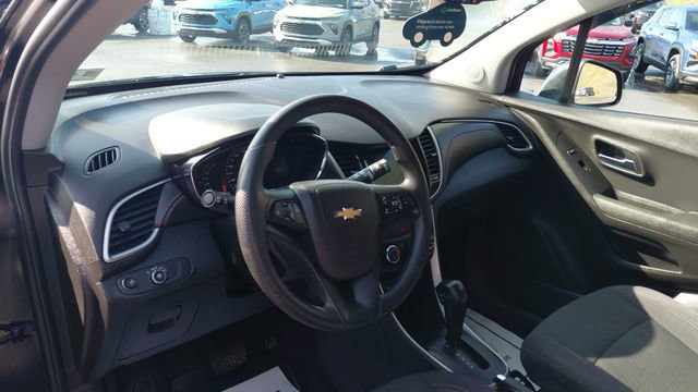 Used 2019 Chevrolet Trax LS w/ Tint and Cruise Package image 14